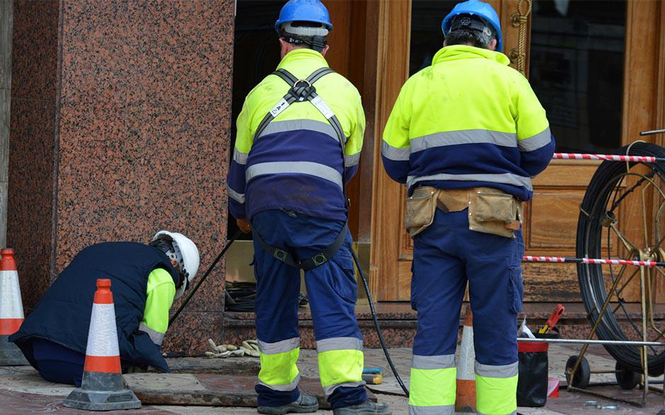 déboucher les wc avec une bouteille Garches